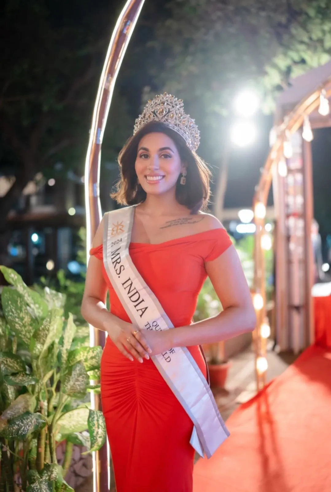 Mrs. India, Priya Sagi makes her mark as jury at Asia's largest cultural  festival - Latest Movie Updates, Branding Online and Offline Digital  Marketing Services