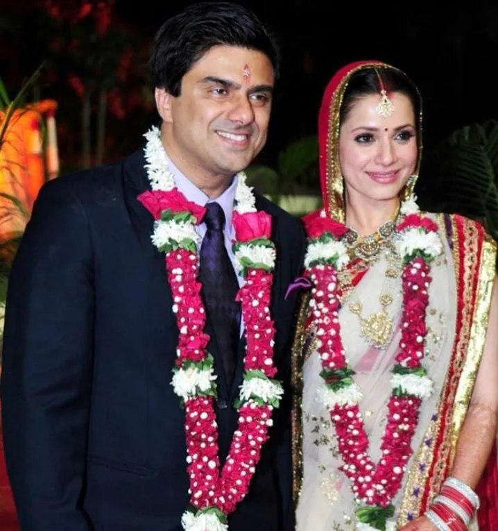 Neelam Kothari Height, Age, Boyfriend, Husband, Family, Biography, & More » StarsUnfolded