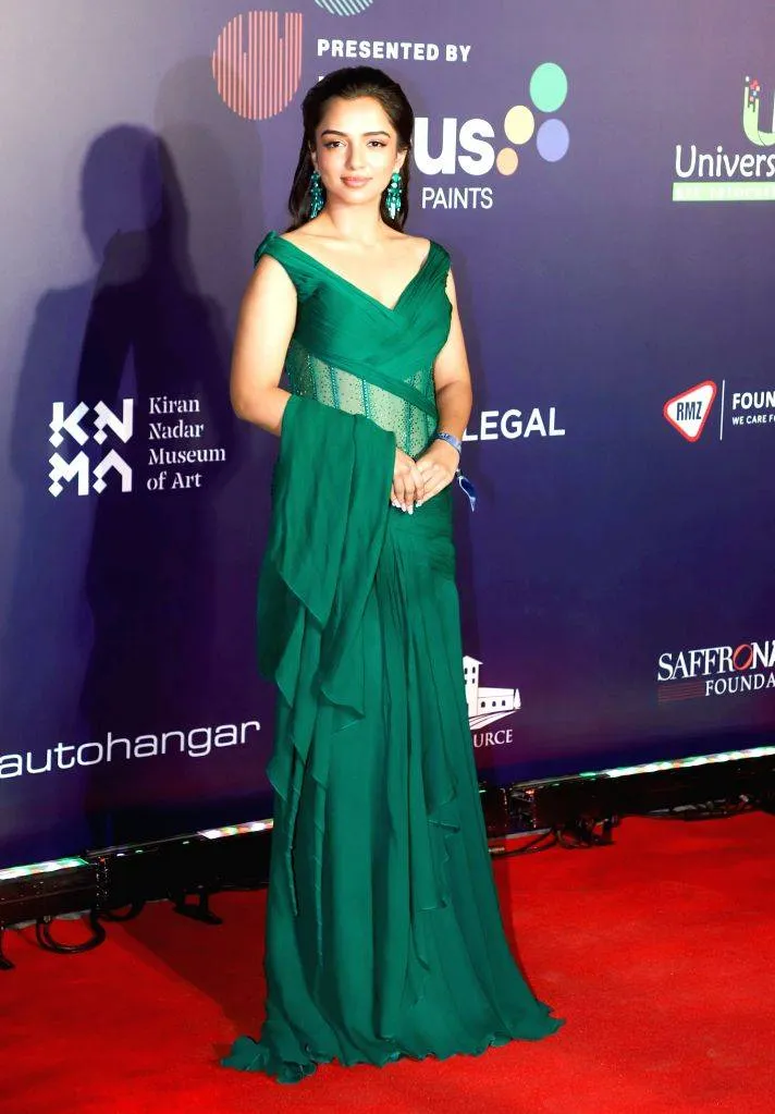 Celebrities at the Carpet at the Art Mumbai Opening Party - Mumbai: Celebrities at the Carpet at the Art Mumbai Opening Party