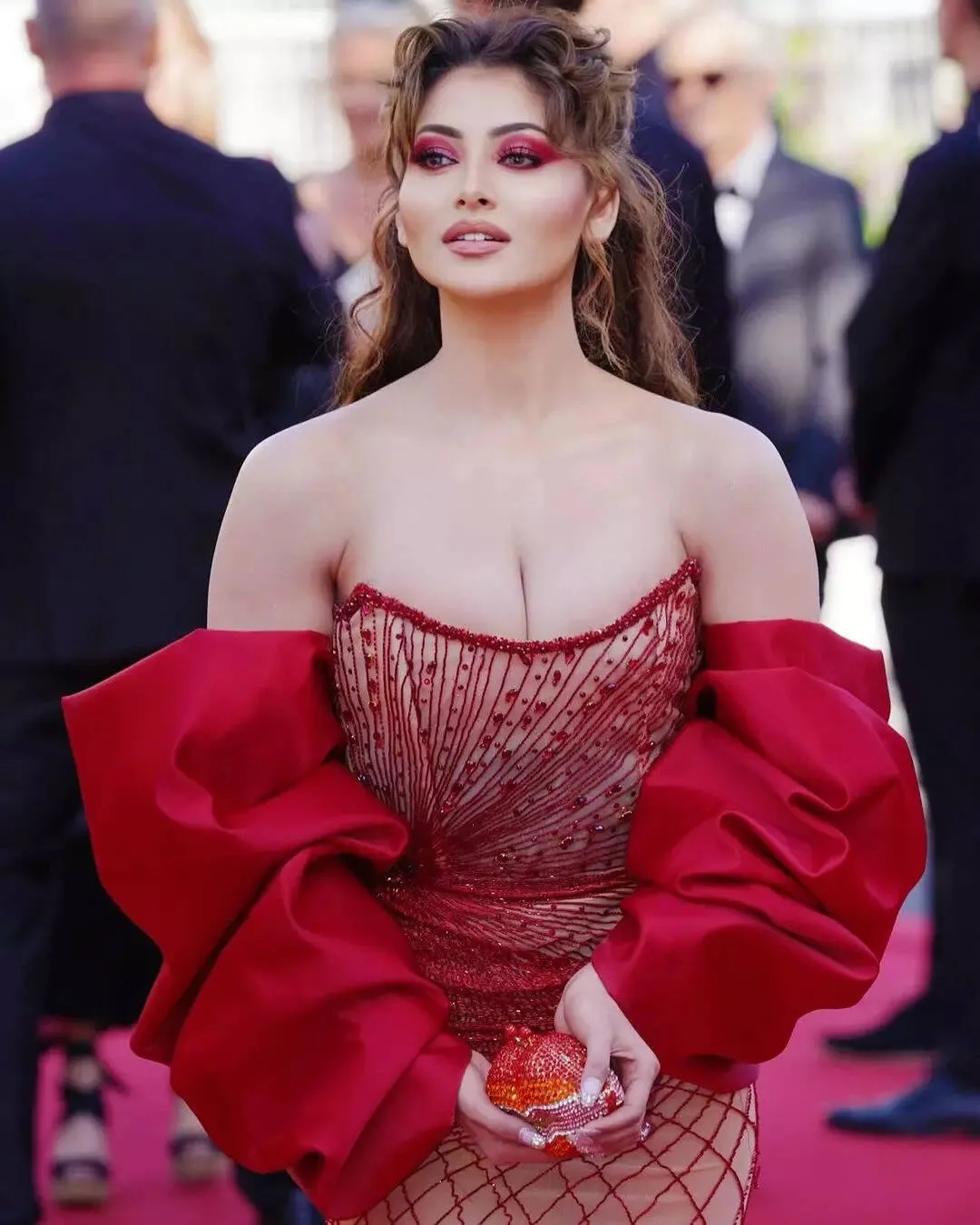 Urvashi Rautela sizzles in shimmering red at Cannes 2024 | Details inside