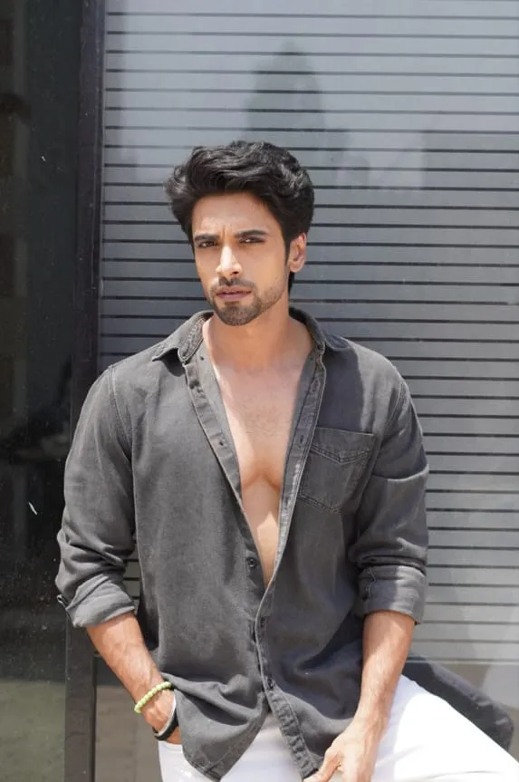 Aakash Ahuja joins the cast of Sony SAB's 'Badall Pe Paon Hai'; to play a  grounded and content character – Bright Business