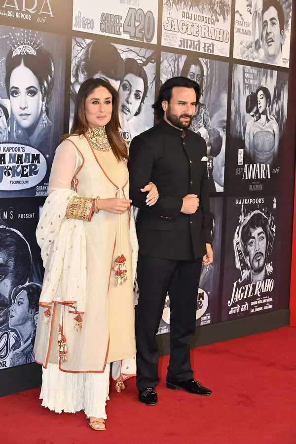 100 years of Raj Kapoor: Kareena Kapoor-Saif Ali Khan, Alia Bhatt-Ranbir  Kapoor, Neetu Kapoor-Riddhima Kapoor Sahni and others make a stylish  appearance at the event | - Times of India