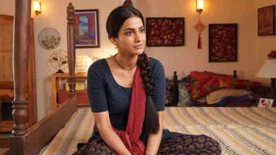Amandeep Sidhu on Badall Pe Paon Hai: It's an experience that mirrors the  aspirations, struggles, and triumphs of ordinary individuals like Baani -  Times of India