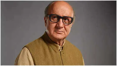 Anupam Kher portrays Jayaprakash Narayan in 'Emergency' | - Times of India