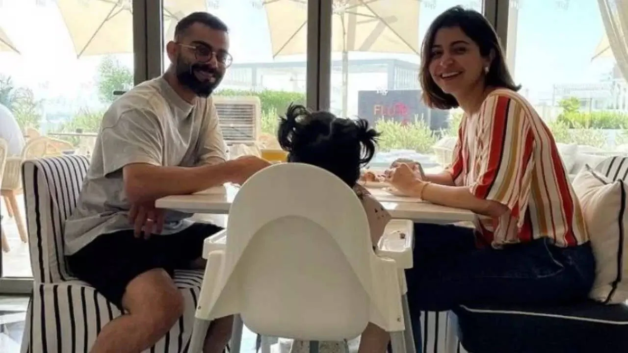 Anushka Sharma reveals how she and Virat Kohli prepare meals for Vamika and  Akaay: 'I am very particular about routine' | Hindi Movie News - Times of  India