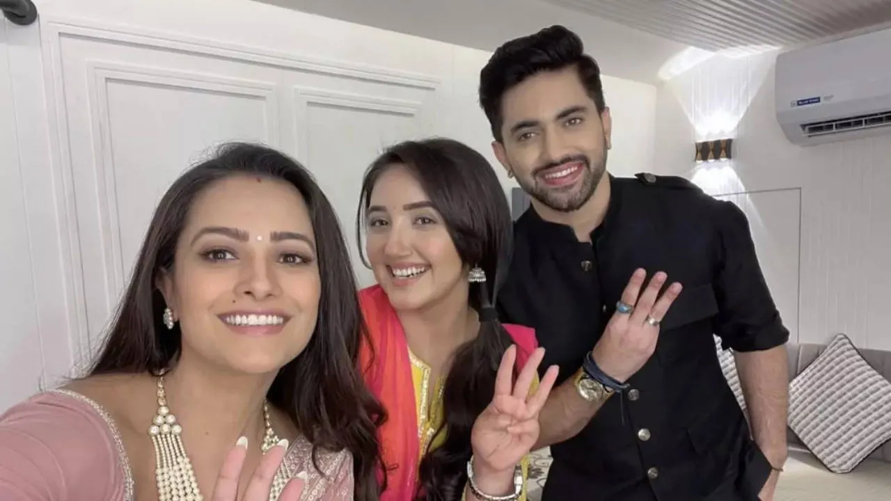 Suman Indori's cast Zain Imam, Ashnoor Kaur and Anita Hassanandani join  Laughter Chefs'; enjoy a bun banter with Bharti Singh, Ankita Lokhande and  others - Times of India