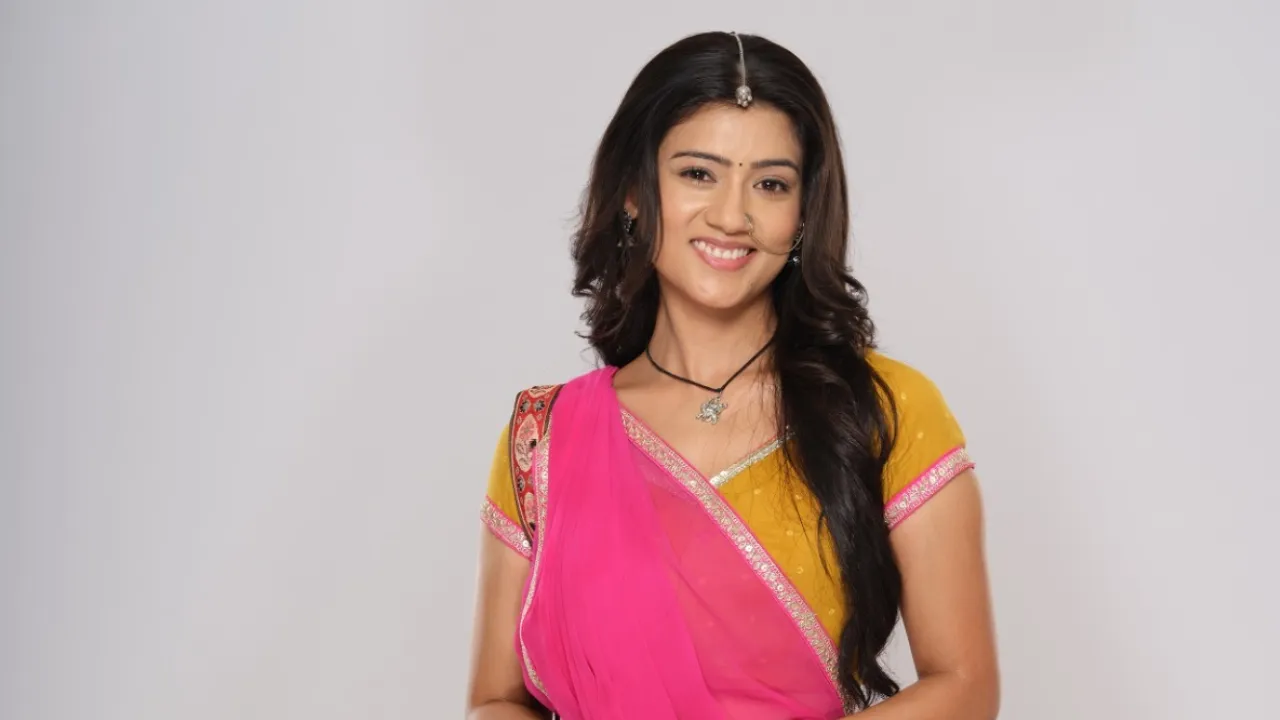 Diksha Dhami on Sharing Screen with Dipika Chikhlia
