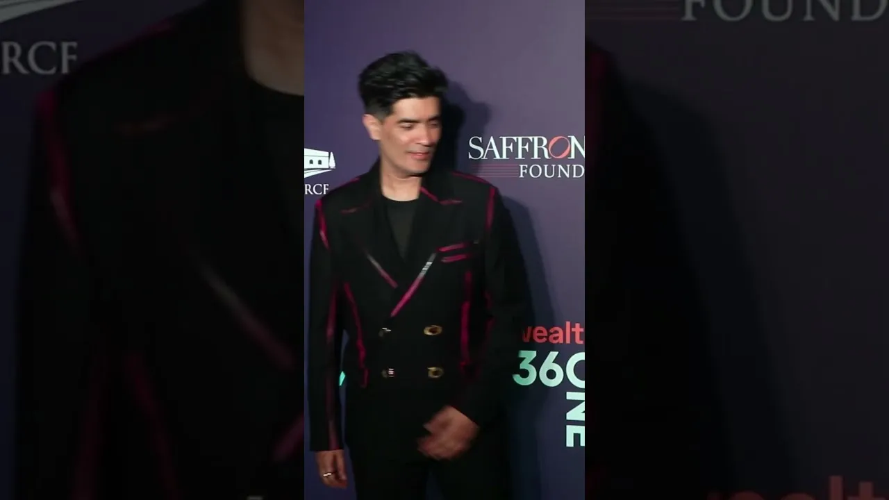 Manish Malhotra spotted at Red carpet of Art mumbai opening party😍  #viralshort #viralvideo