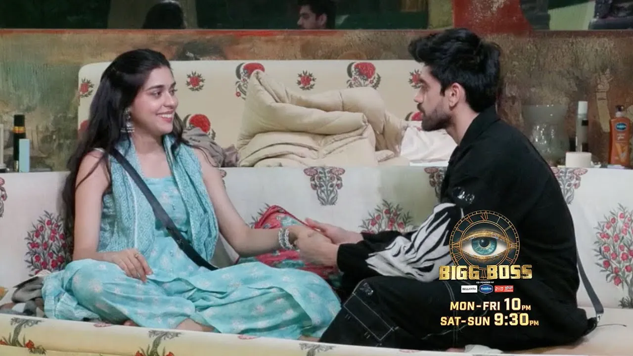 Bigg Boss 18 LIVE: Avinash Ne Kia Eisha Ko PAMPER, Eisha Ko Dia Hand  Massage - YouTube
