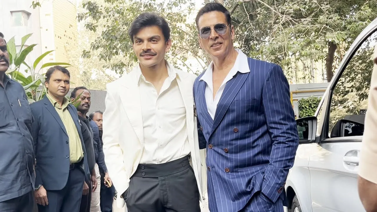 Akshay Kumar And Veer Pahariya Snapped Together For Sky Force Movie  Promotions - YouTube
