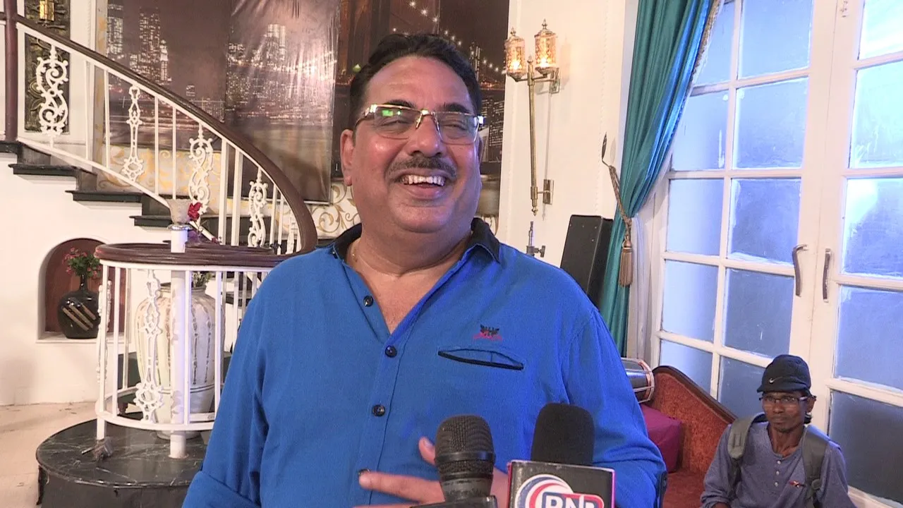 भोजपुरी फिल्म राज शहंशाह ,राज चौहान गलोरी,pappu Khanna ,Interview , Choreographer,dance masti - YouTube