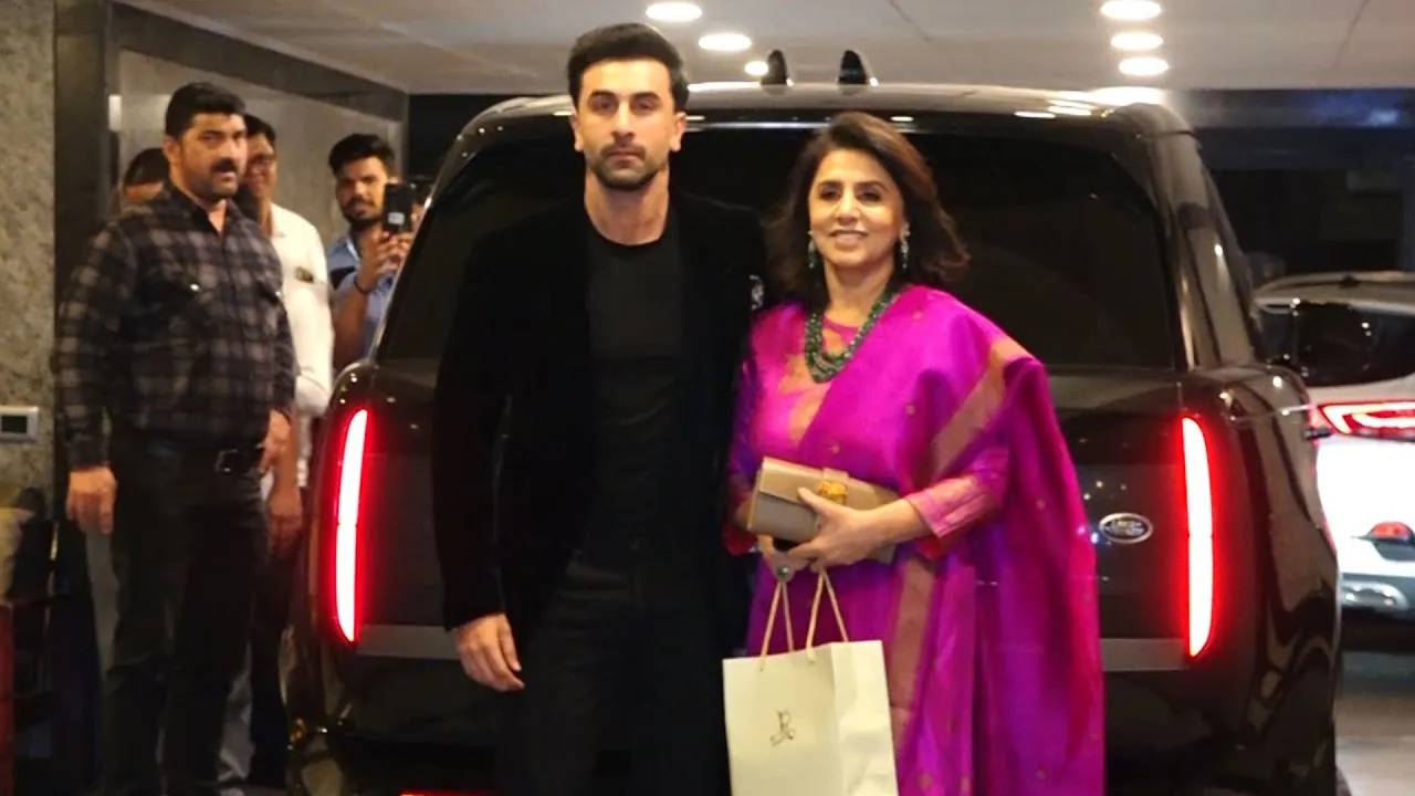 Ranbir Kapoor Along With Mother Neetu Kapoor Arrives At Aadar Jain's Roka  Ceremony