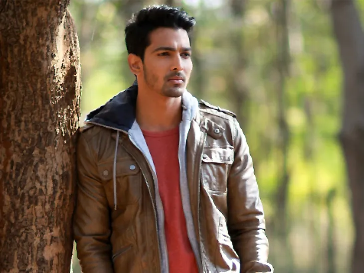 Sanam Teri Kasam' fame actor Harshvardhan Rane tests positive for COVID-19, information given on social media