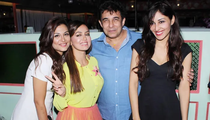 Deepak Tijori is not only an actor but also a director, so what tips did he give you during this film?