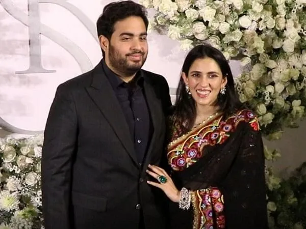 Sid-Kiara Wedding Reception: Akash Ambani and Shloka Mehta congratulate