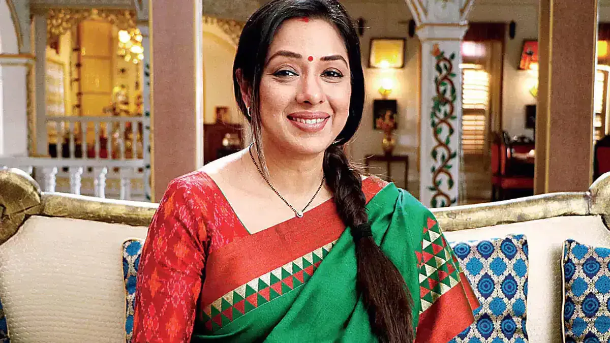 Rupali Ganguly - Discuss about Her Biography and Carrer
