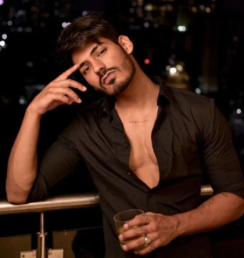 Digvijay Singh Rathee Height, Age, Girlfriend, Family, Biography & More »  StarsUnfolded