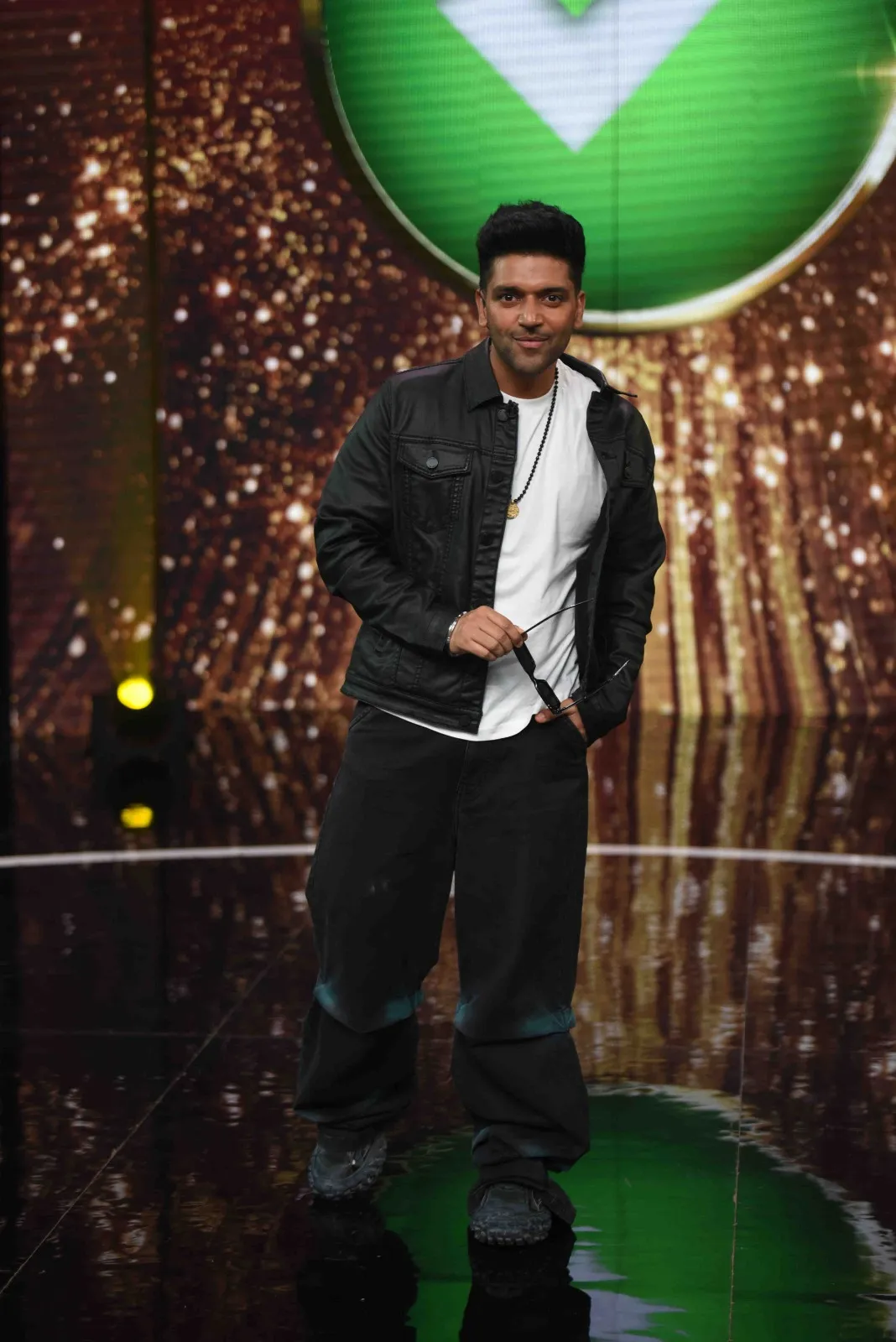 I'm here to be more of a friend and coach than a judge,” says Guru Randhawa  as he joins the new season of Sa Re Ga Ma Pa.