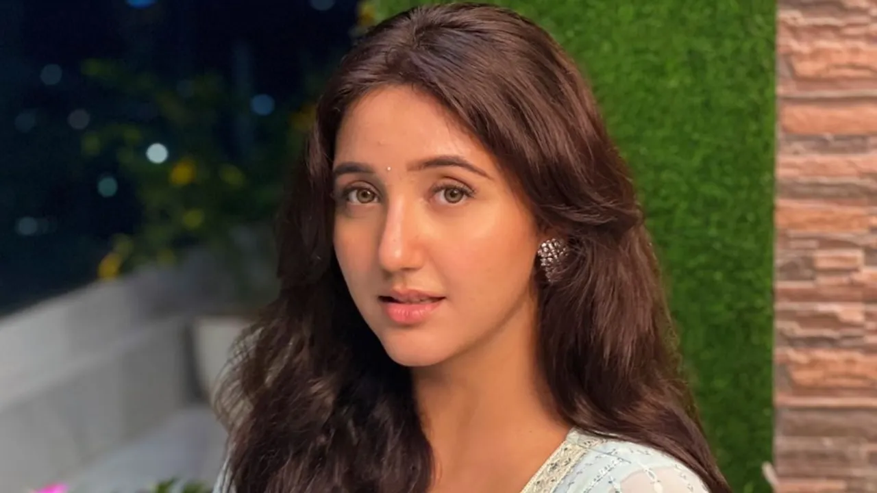  Bringing Suman’s character to life in ‘Suman Indori’ Ashnoor Kaur 