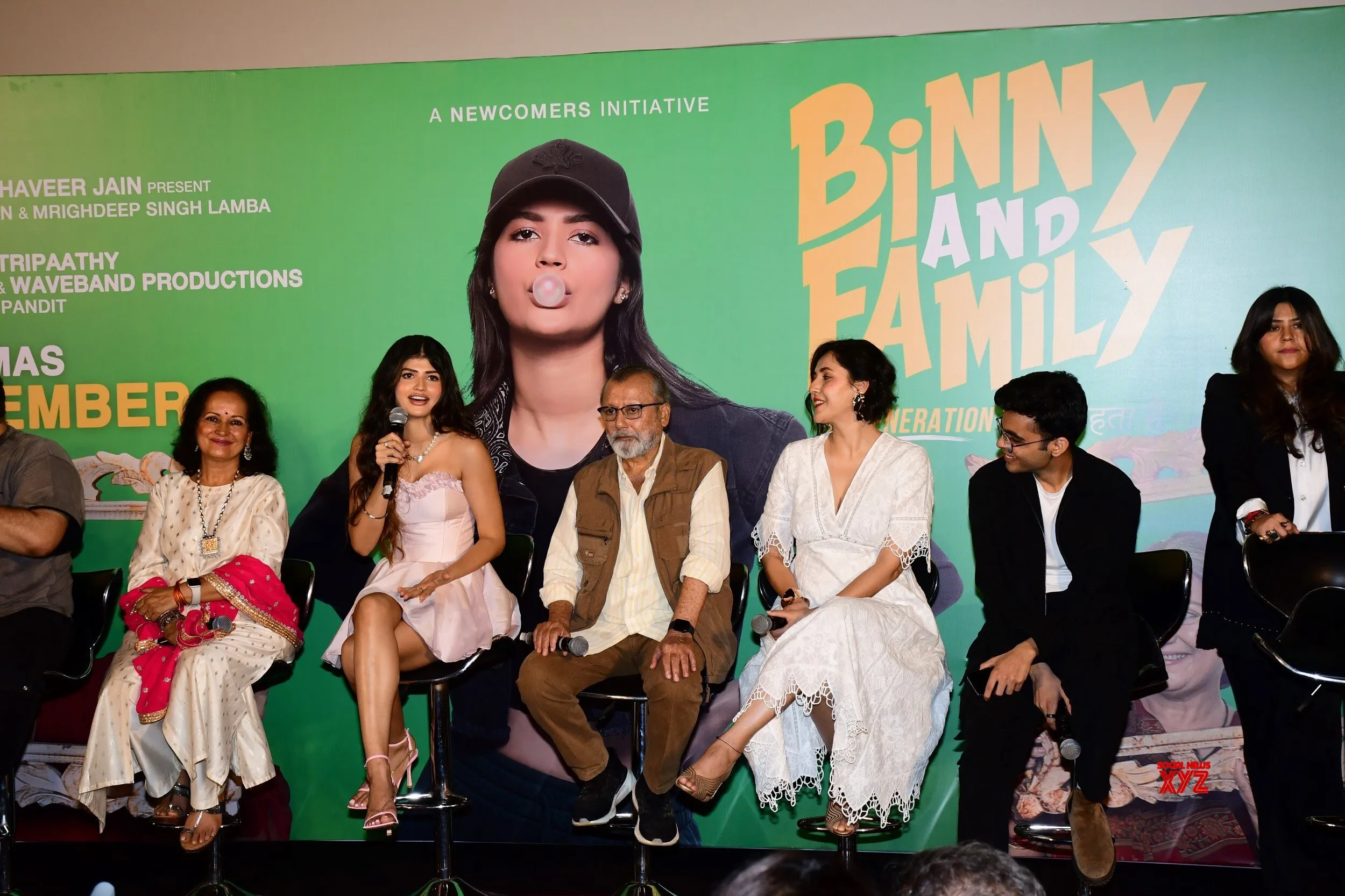Varun Dhawan, Ekta Kapoor, Pankaj Kapur, And Others Celebs At Trailer  Launch Of Film Binny And Family - Gallery Set 1 - Social News XYZ