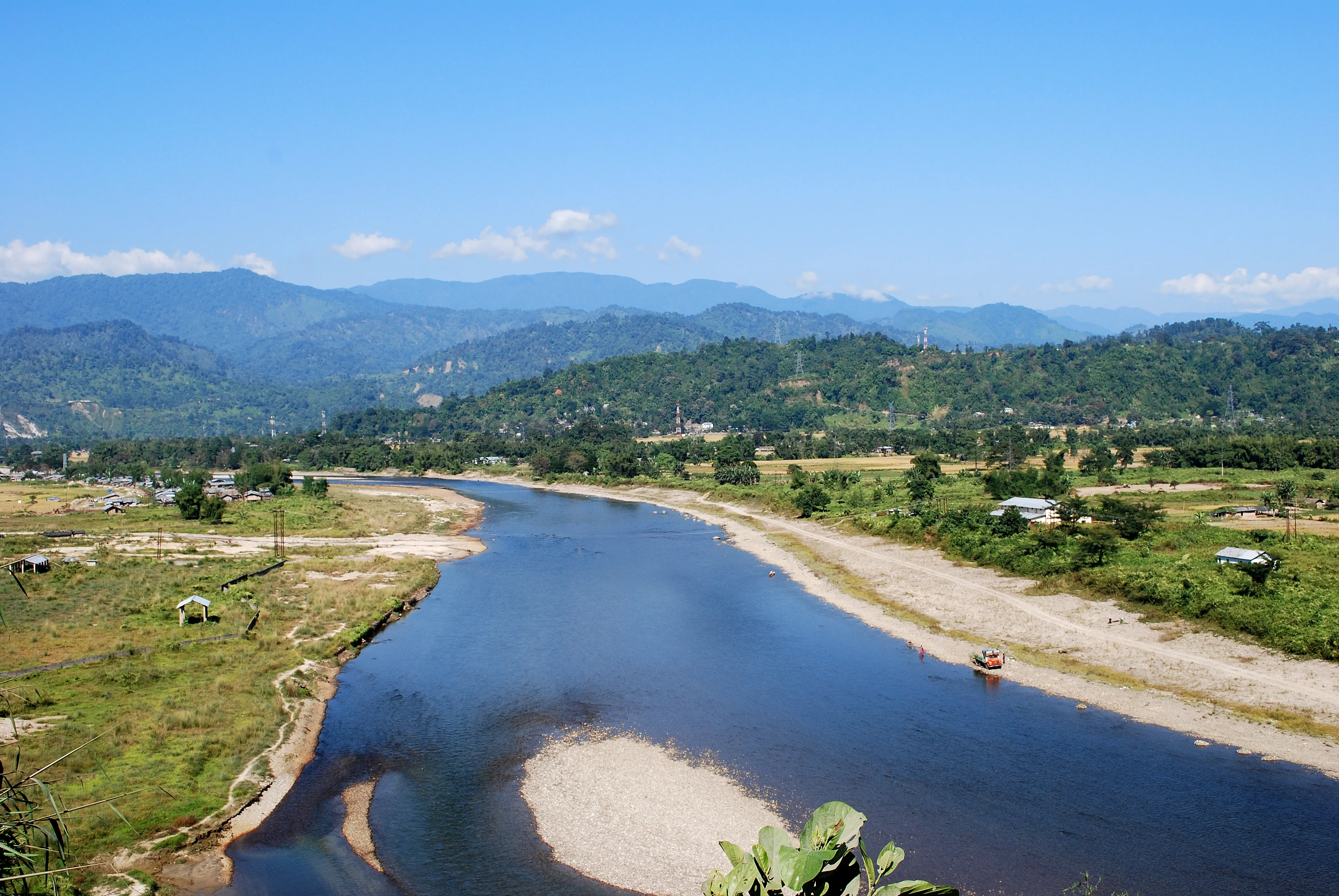 Dikrong_river_near_Itanagar