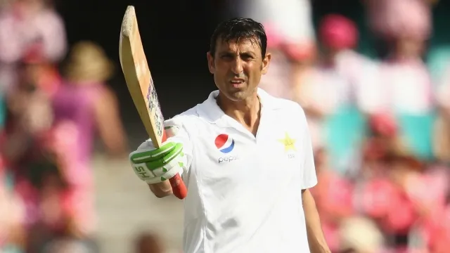 Pakistan need 410 runs to win on final day vs Australia