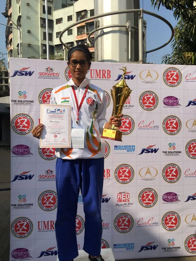 516ffe86-a3c8-4f56-b1c4-cf0ba14ed960