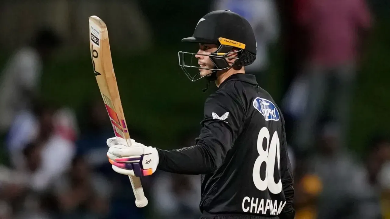 mark chapman 132 run in pak odi match (1)
