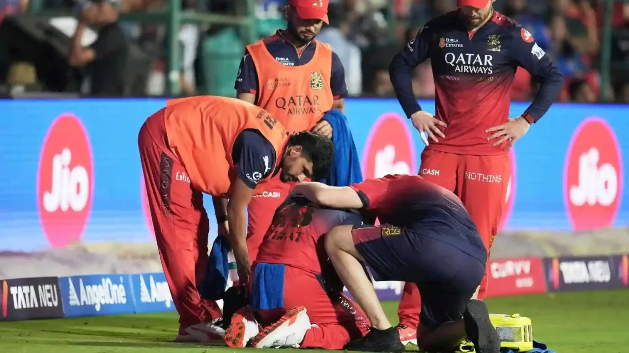 Virat Kohli injury update (1)