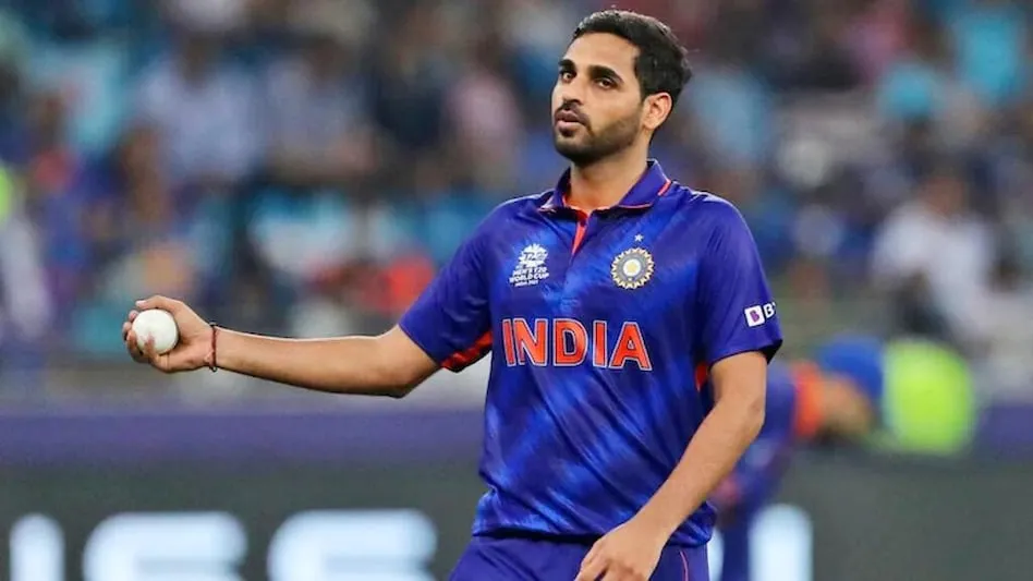 Bhuvneshwar Kumar: अकेले मैच विनर कैसे बन पाएंगे भुवनेश्वर कुमार? कहीं वर्ल्ड कप में न पड़ जाए लेने के देने - Bhuvneshwar Kumar bowling analysis in death overs Bhuvneshwar under ...