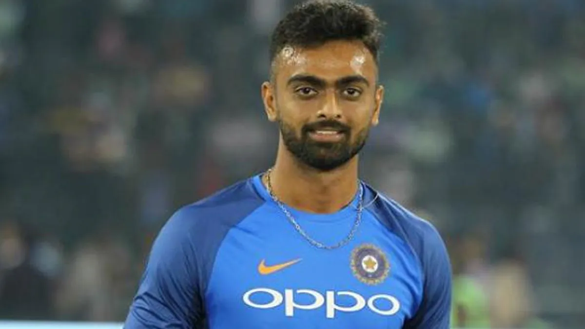 Duleep Trophy final: Jaydev Unadkat claims four wickets to put India Red in control | Cricket News – India TV