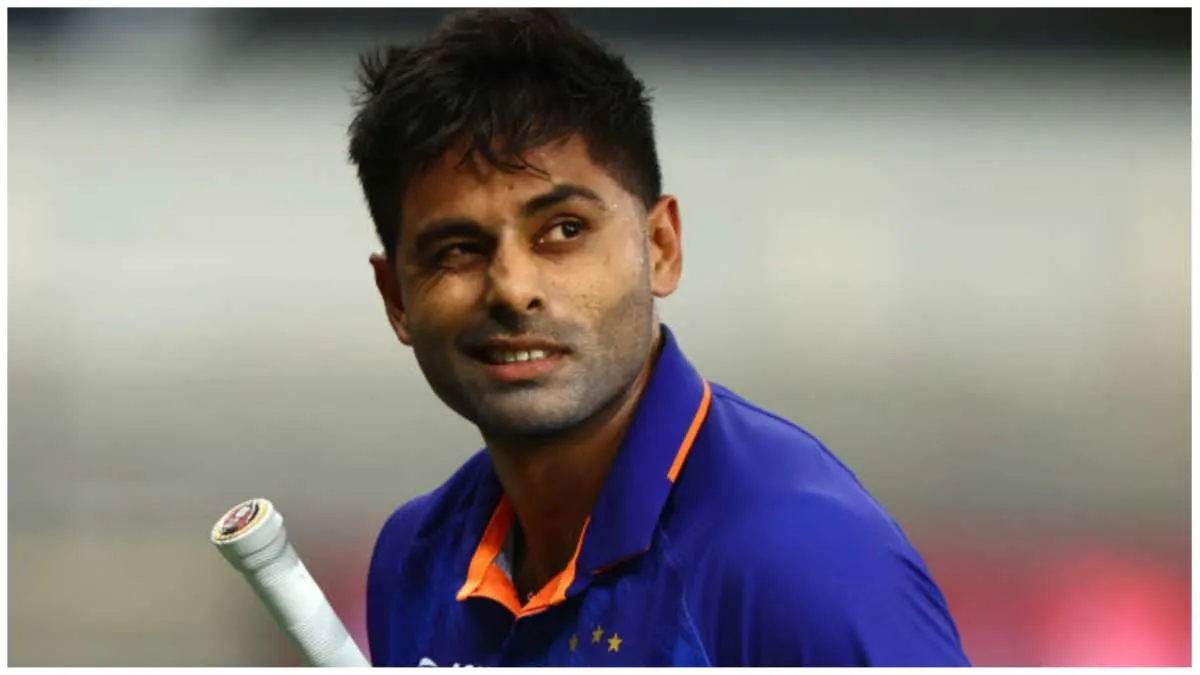 ICC Rankings Suryakumar Yadav number 1 batsman in T20I Siraj number 1 in ODI Babar Azam top batsman in ODI | सूर्यकुमार यादव को भारी नुकसान, बाबर आजम ने किया मजबूत कमबैक -