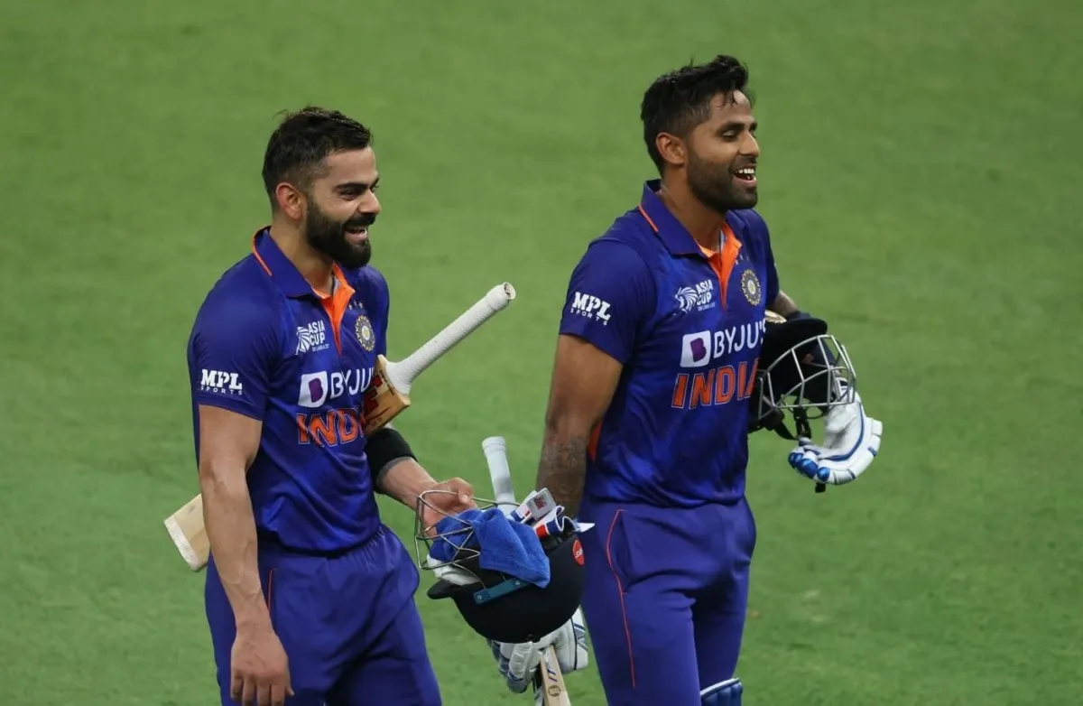 Virat Kohli-Suryakumar Yadav: कभी सूर्या-कोहली में हुई थी जंग, एक-दूसरे को घूरा था, अब जिताया मैच - Cricket AajTak