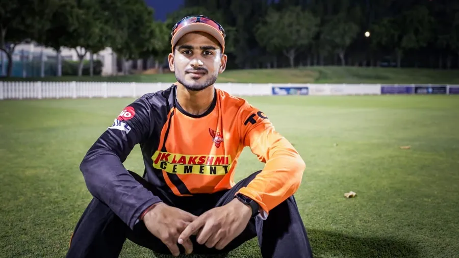 For steel city's Virat, fingers crossed for Monday's IPL tie - Telegraph India