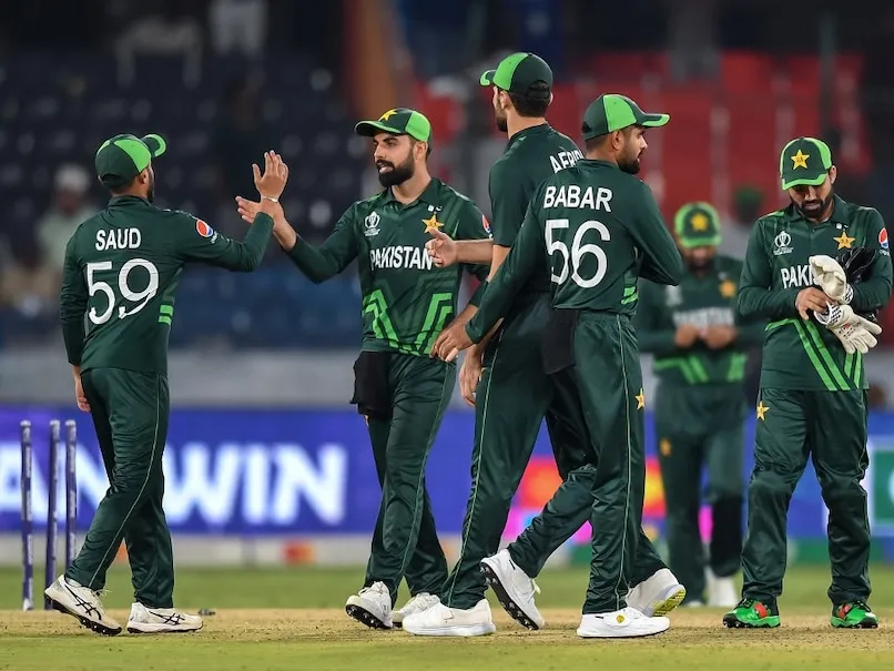 PCB Chief Gives Pep Talk To Pakistan Team Ahead Of Cricket World Cup Match Against India | Cricket News