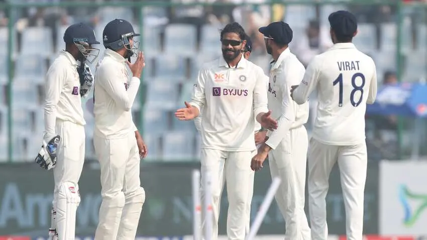 IND vs AUS 2nd Test: रविंद्र जडेजा के सामने ऑस्ट्रेलिया ने किया सरेंडर, टीम इंडिया को मिला 115 रनों का लक्ष्य | Zee Business Hindi