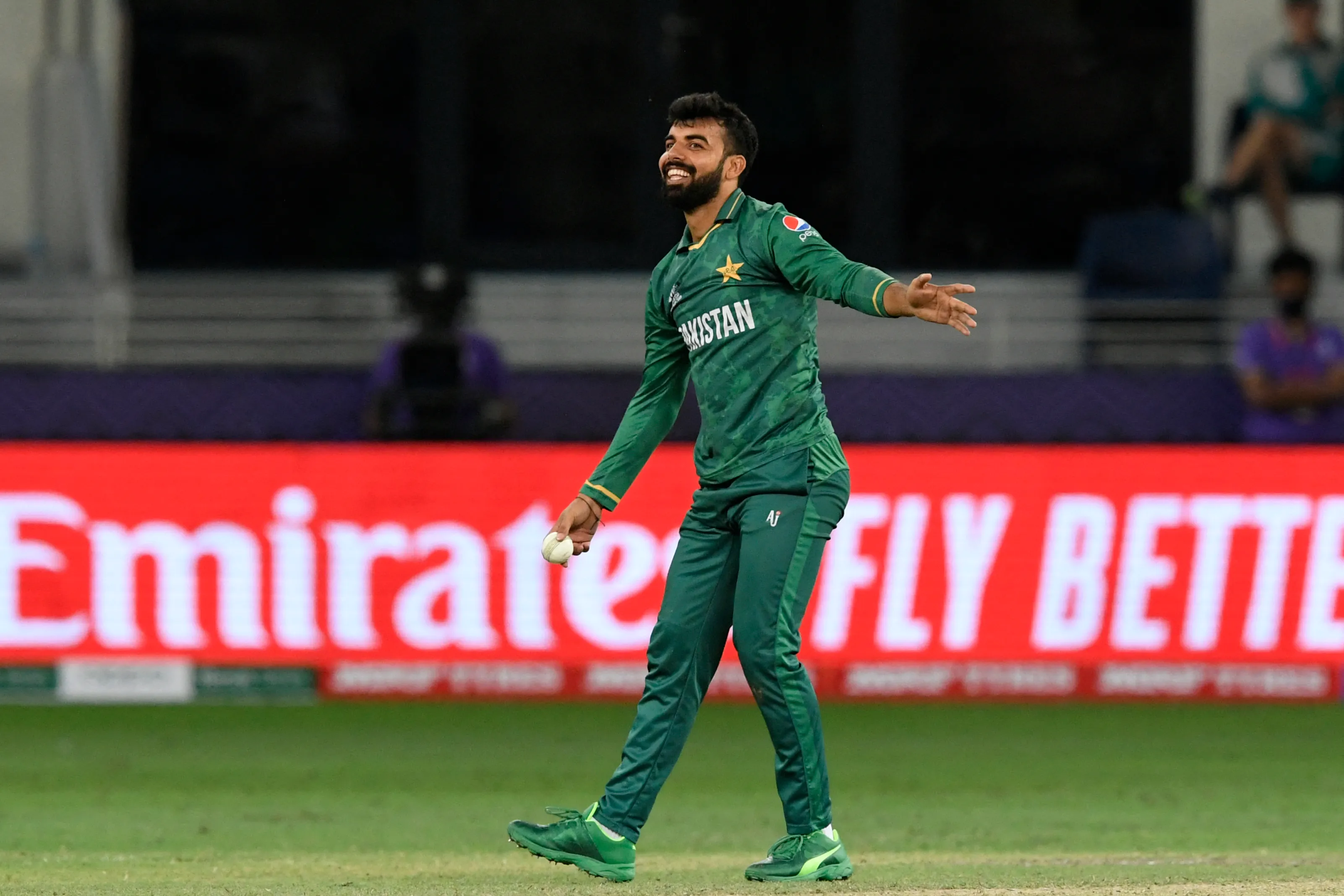 Ind Vs Pak: Pakistan Shadab Khan Over Confidence, Said India No Longer Threat, Have Defeated Them In World Cup - Ind Vs Pak: पाकिस्तान के उपकप्तान शादाब खान का अहंकार, कहा- वर्ल्ड