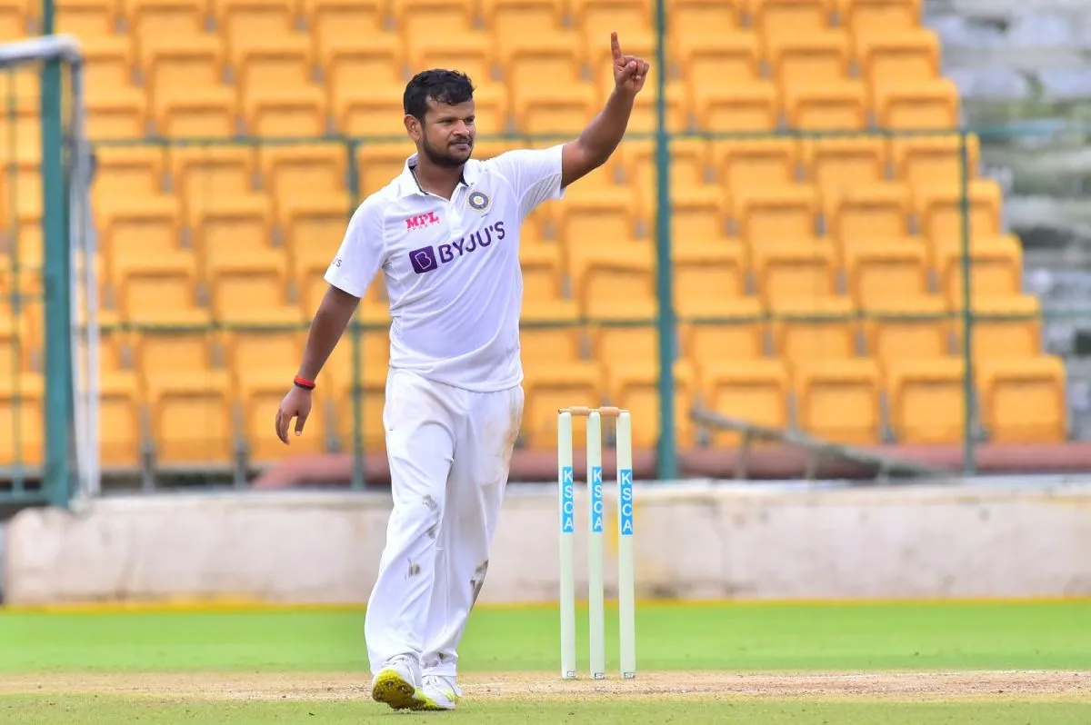 Saurabh Kumar celebrates after taking a wicket, India A vs New Zealand A, 3rd unofficial Test, Bengaluru, 2nd day, September 16, 2022