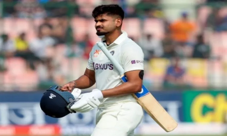 Indias Shreyas Iyer Leaves The Field After His Dismissal During The Second Day Of The Second Cricket Test Match Between India And Australia In New Delhi In New Delhi On Saturday F