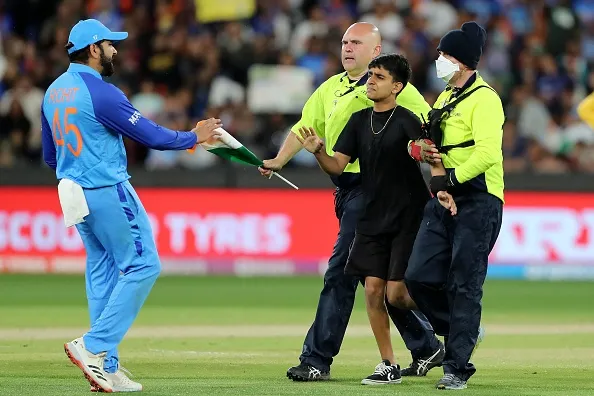 T20 World Cup 2022: WATCH- Rohit Sharma runs to pick up Indian flag which fell on the ground after security tackles an invader