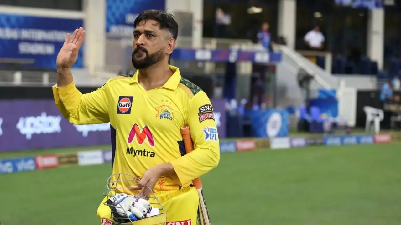 MS Dhoni ends two-year-long Instagram hiatus; shares video of him learning a new skill but faces difficulty