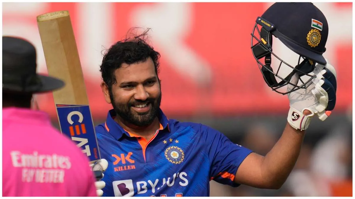 Rohit Sharma broke Azharuddin record Oldest ODI Century by indian Captain | रोहित शर्मा ने तोड़ा अजहरुद्दीन का कीर्तिमान, 35 साल 269 दिन की उम्र में लगाया वनडे शतक - India TV Hindi