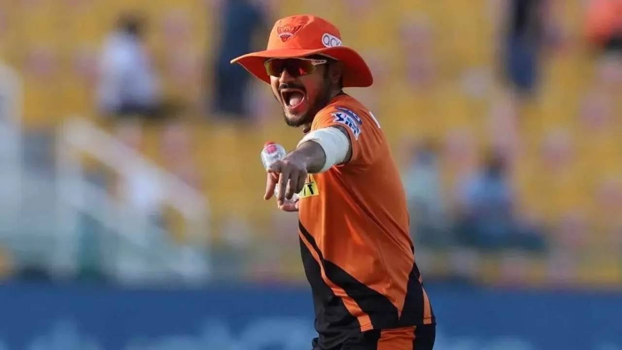 IPL 2022 mega auction: Manish Pandey picked by Lucknow, Devdutt Padikkal sold to Rajasthan Royals