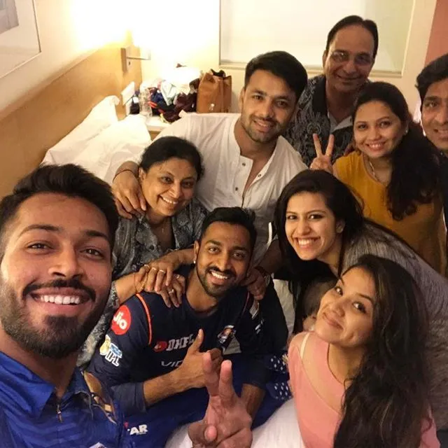My family ☺️❤️ my world ? my people ? best feeling to see them after a great win and Well done lads @mumbaiindians | Cricket, Mumbai indians, Sports stars