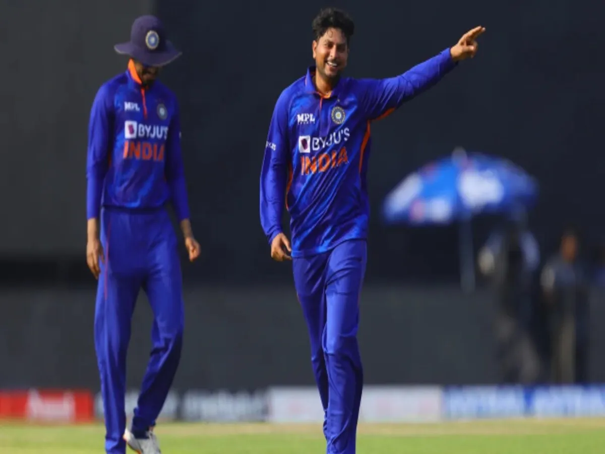 Kuldeep Yadav shines again in ODI Cricket but creates problem for Yuzvendra Chahal - अपने लिए ही दुश्मन बने बैठे हैं 'कुलचा', इसलिए नहीं मिल रहा साथ खेलने का मौका