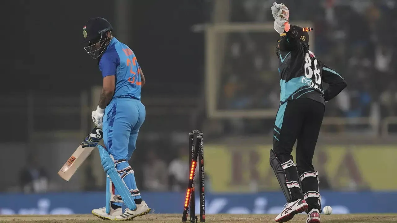 Ishan Kishan bowled video: ishan kishan bowled by michael bracewell on a peach delivery in ind vs nz 2nd t20 watch video| Cricket News,Hindi News