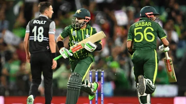 Pakistan reached the final of T20 World Cup 2022 after 13 years Beat New Zealand in semi final Will there be a title battle with India - PAK vs NZ: बाबर-रिजवान के