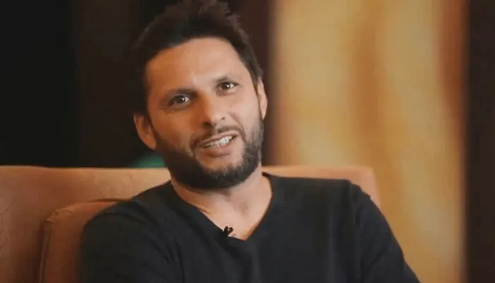 Shahid Afridi tells Pakistan team to review middle-order performances after series win