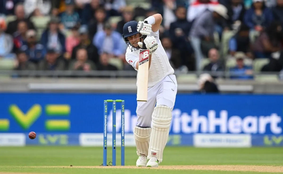 Joe Root laces the straight drive, England vs India, 5th Test, Birmingham, 2nd day, July 2, 2022