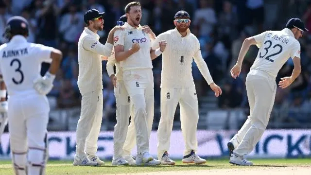 India Vs England third test: England level test series After defeats India in Leeds test by an innings and 76 runs - Latest Cricket News - IND vs ENG: भारतीय बल्लेबाजों ने